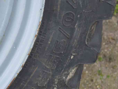 Roues, Pneus, Jantes, Barillets Jumelage Firestone 270/95r32
