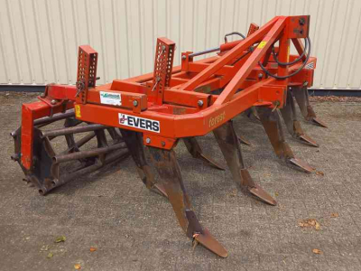 Cultivateur Evers Forest 300-9