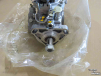 Pelles sur pneus O&K Brandstofpomp BOSCH VE4/12F10000L935  0460424270
