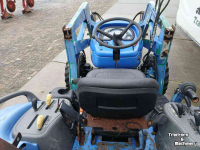 Tracteur pour horticulture New Holland TC40 DA New Holland compacttrekker