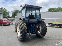 Tracteurs anciens Ford 8210 gen2