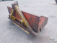 Transport godets de tracteur Peecon tb180
