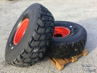 Roues, Pneus, Jantes, Barillets Jumelage Michelin 16.00 R20 op 8 gaats velg