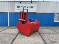 Coupe-blocs d'ensilage Redrock Alligator Kuilhapper met hefmast