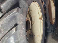 Roues, Pneus, Jantes, Barillets Jumelage Taurus 16.9 R34