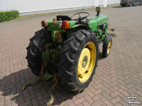 Tracteur pour vignes et vergers John Deere 1030 vu