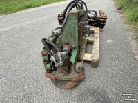 Désherbeuse à brosse rotative Ransomes Ransomes- Nimos borstelarm