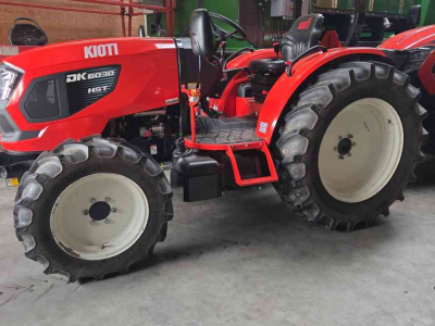 Tracteur pour horticulture  CK4030 rops hydrostaat DK6030 rops hydrostaat