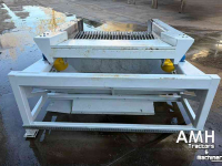 Trieuse Eqraft TZ1250  Tril voorsorteerder afstaarter, Vibrating pre-grader with topper, Vibrations-Vorsortierer mit Entstieler