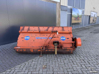 Ensileuse automotrice  Ugerlose Strohakselaar