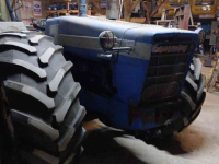 Tracteur County 1164