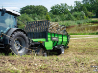 Autochargeuse Stolpen Stolpen 8.28     ( Deutz-fahr - Vicon )