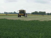 Pulvérisateur automotrice Rogator Zelfrijdende spuit |wide - Track onderstel