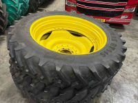 Roues, Pneus, Jantes, Barillets Jumelage  380/90R46  &  380/85R30
