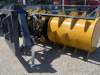 Eparpilleur de fourrage Mammut Gigant 280 HSB, Hydraulisch aangedreven