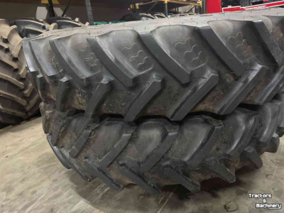 Roues, Pneus, Jantes, Barillets Jumelage  380/90R46  &  380/85R30