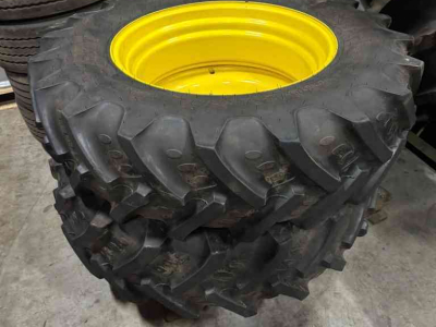 Roues, Pneus, Jantes, Barillets Jumelage  380/90R46  &  380/85R30