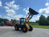 Chargeuse sur pneus Liebherr L524