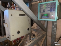 Peseuses Pro-Pak Weeglijn, opvoerelevator, 2000 EW weger, poetmachine