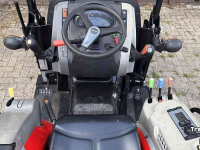 Tracteur Antonio Carraro Compact V75