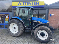 Tracteur New Holland TD95D
