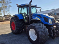 Tracteur New Holland TVT 145 Met Fronthef, Motor defect