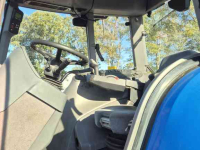 Tracteur New Holland TVT 145 Met Fronthef, Motor defect