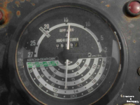 Tracteur pour vignes et vergers John Deere 1020 v