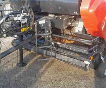 Presses Case-IH RB545 sillage pack