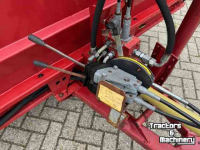 Distributeur de fourrage en bloc Strautmann BVW