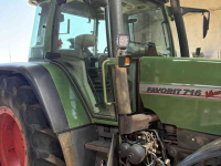 Tracteur Fendt 716
