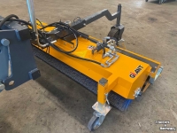 Balayeur Giant Giant Eco Pro veegmachine rolbezem met opvangbak