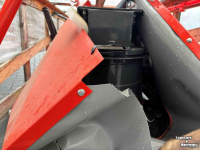 Faucheuse Kuhn PZ 220    ( Deutz-fahr KM 3.21 )