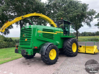 Ensileuse automotrice John Deere 7400 Pro Drive