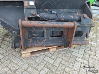 Godets curage orientable Manitou ZIJKIEPBAK