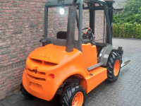 Charriot tous terrains à mât  Ausa C150H 4WD
