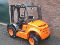 Charriot tous terrains à mât  Ausa C150H 4WD