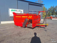 Distributeur de fourrage en bloc Schuitemaker Amigo 20