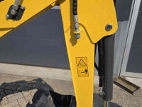 Mini pelleteuse New Holland E12D