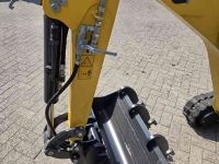 Mini pelleteuse New Holland E12D