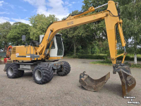 Pelles sur pneus Liebherr 312 banden kraan graafmachine