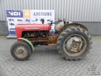 Tracteurs anciens Massey Ferguson FE35