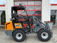 Chargeuse sur pneus Giant G2500 HD  nieuw !