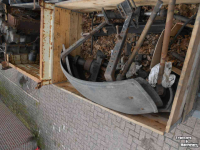 Pièces d‘occasion pour tracteurs Steyr plus,  80 serie,  9000 serie