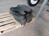 Poids frontaux Massey Ferguson Agco