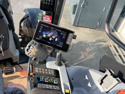 Tracteur Valtra N155 Direct