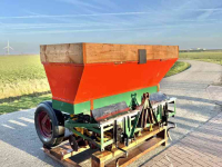 Planteuse de pommes de terre  Te koop uien/bollen plantenmachine 1,5