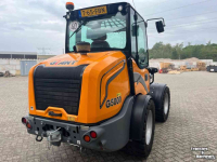 Chargeuse sur pneus Giant G5000 Kniklader