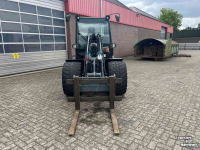 Chargeuse sur pneus Giant G5000 Kniklader