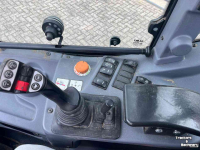 Chargeuse sur pneus Giant G5000 Kniklader